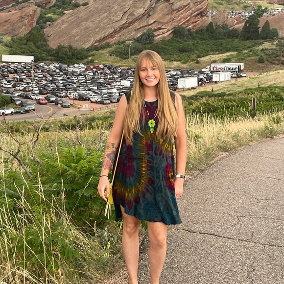 Meet your Posher, Sarah - Picture 1 of 1